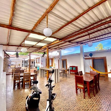 Zurisadai Hotell Puerto Ayora  Eksteriør bilde