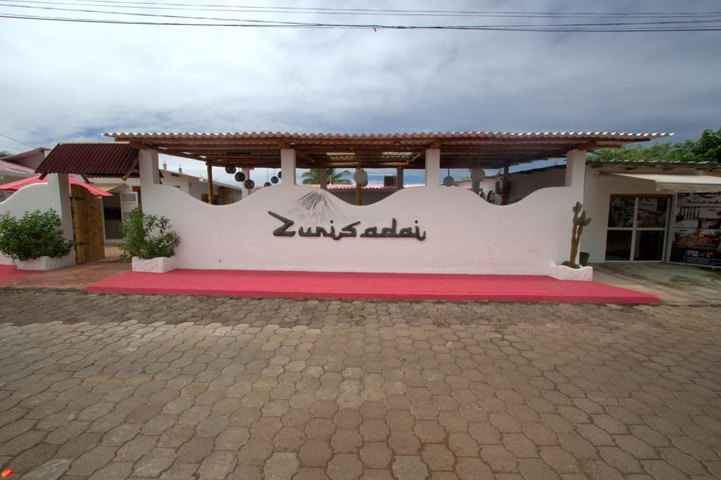 Zurisadai Hotell Puerto Ayora  Eksteriør bilde
