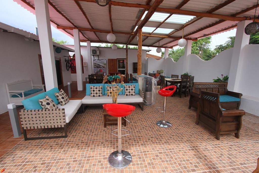 Zurisadai Hotell Puerto Ayora  Eksteriør bilde