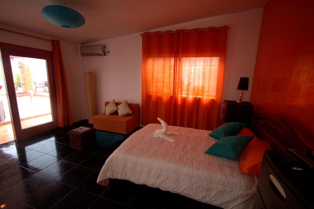 Zurisadai Hotell Puerto Ayora  Eksteriør bilde
