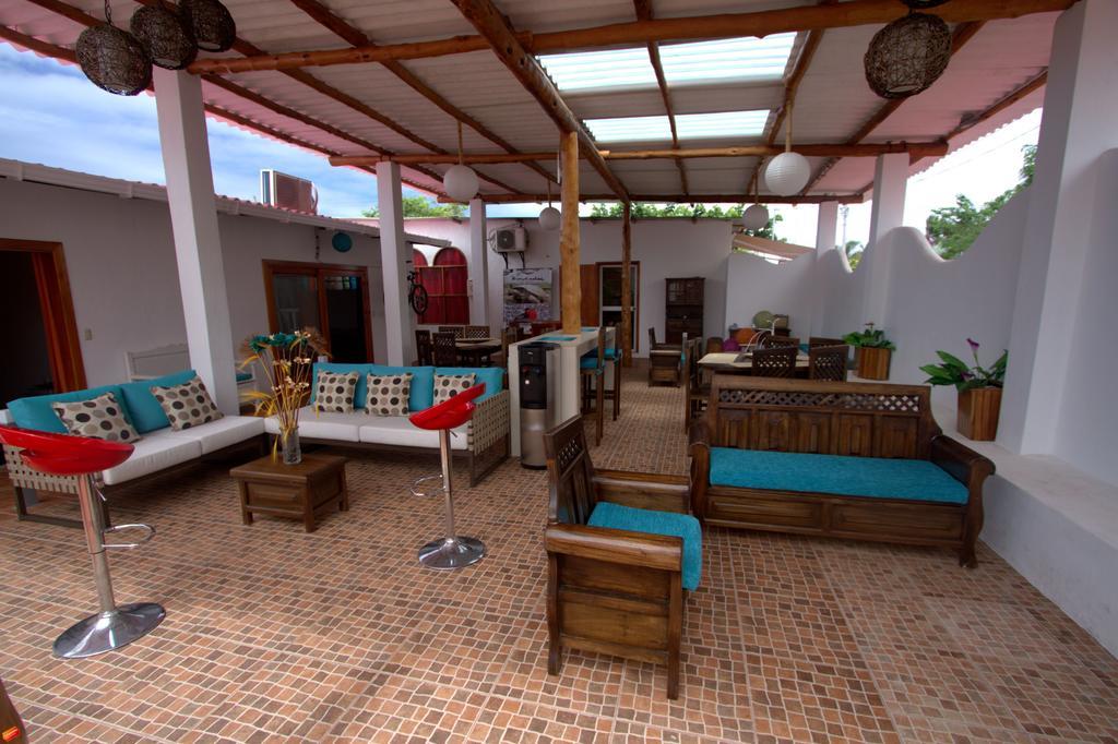 Zurisadai Hotell Puerto Ayora  Eksteriør bilde