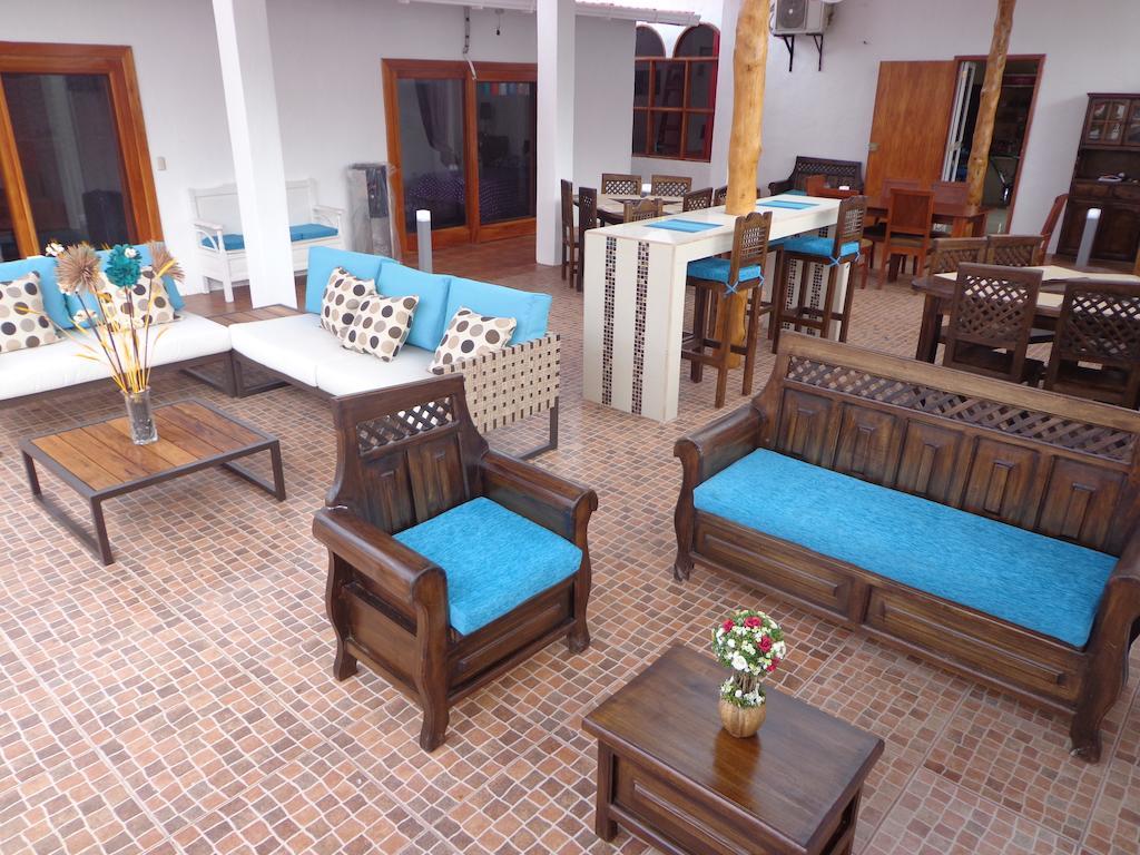 Zurisadai Hotell Puerto Ayora  Eksteriør bilde