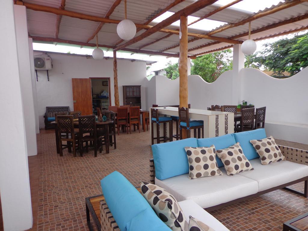 Zurisadai Hotell Puerto Ayora  Eksteriør bilde