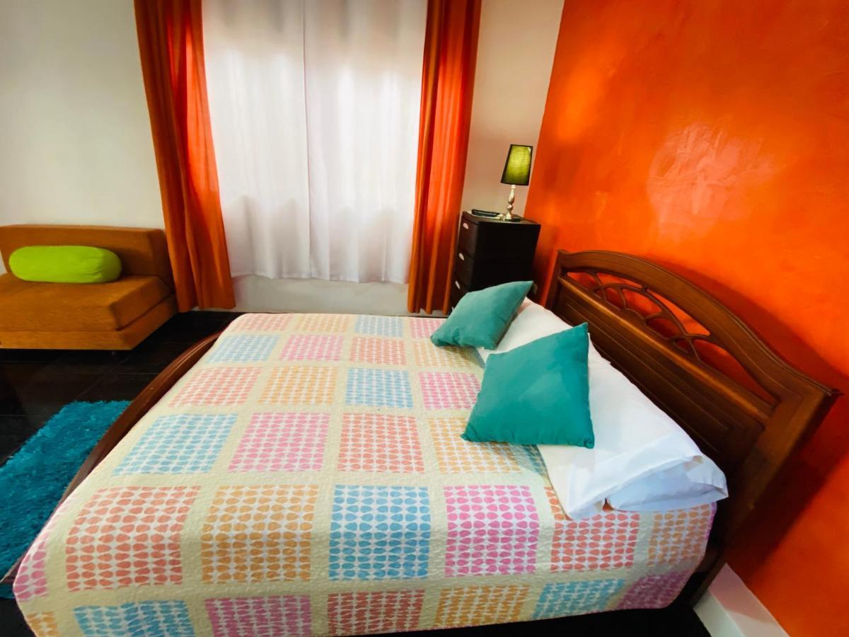 Zurisadai Hotell Puerto Ayora  Eksteriør bilde